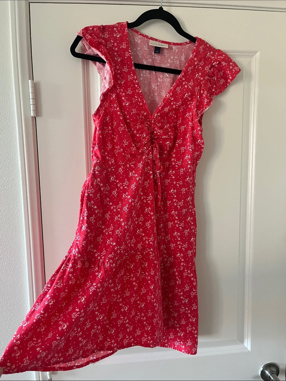 Universal Thread Red Floral Midi Dress with Ruffle Sleeves